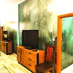 Old Town Apartments - Holy Kingi Str